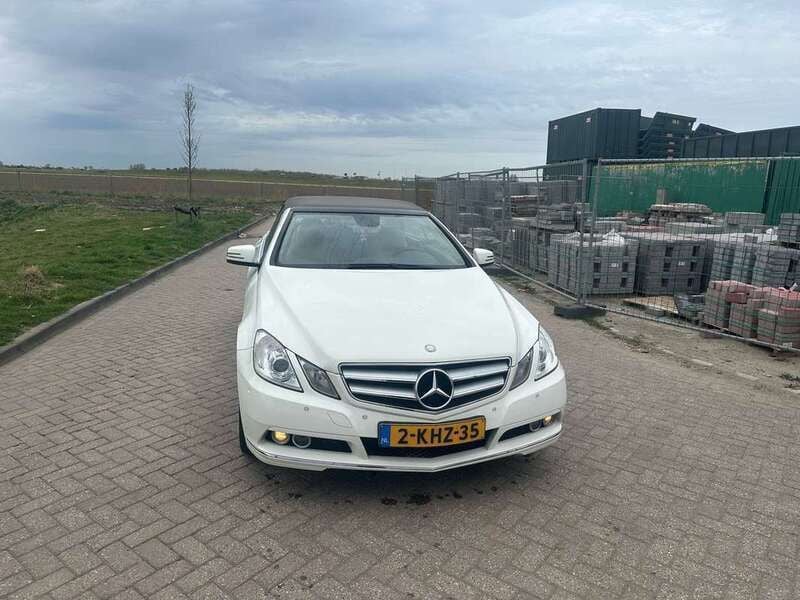 Gebruikt 2011 Mercedes E200 Elegance Coupé | € 13.500 - Afbeelding 1/4