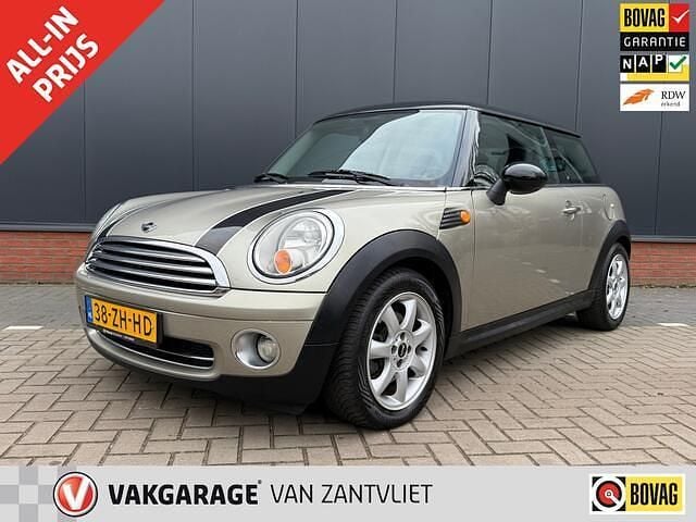 Grijs Occasion 2008 Mini Cooper Pepper Hatchback | € 5.995 (Super prijs) - Afbeelding 1/4