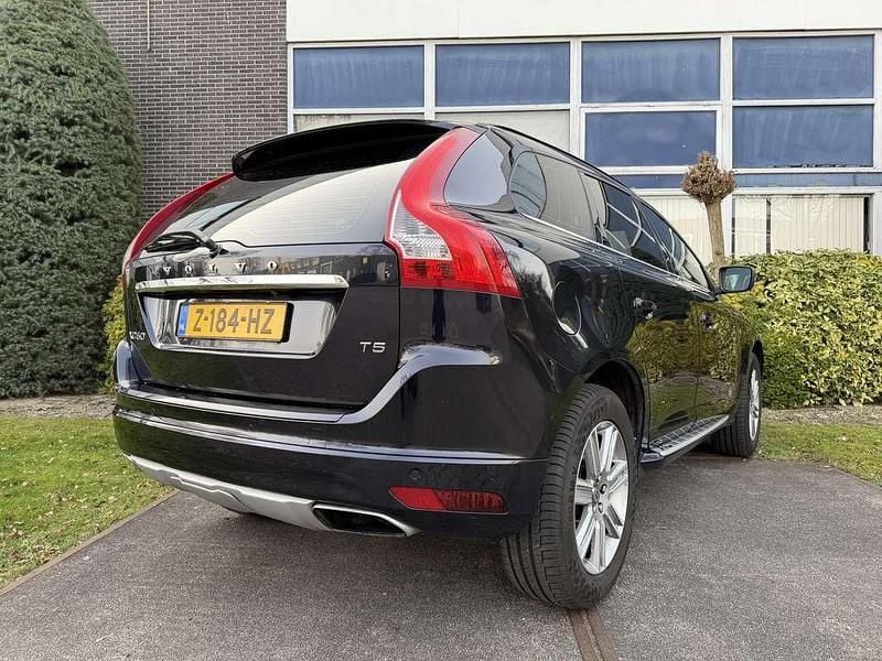 Occasion Volvo XC60 245 PK (180 kW) 2015 Blauw SUV