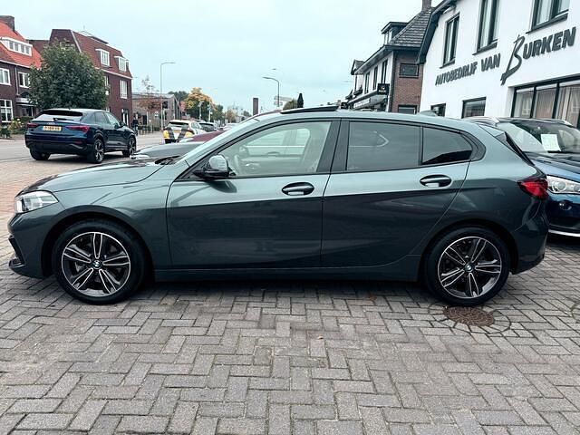 Occasion BMW 118 Executive 140 PK (102 kW) 2020 Grijs Hatchback