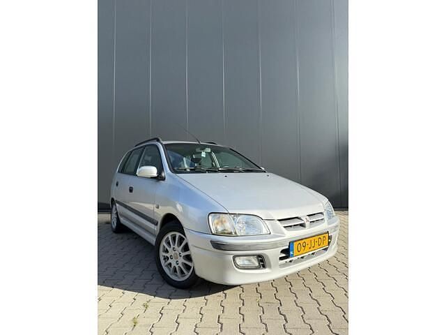 Grijs Gebruikt 2002 Mitsubishi Space Star Comfort Edition MPV | € 1.399 (Goede deal) - Afbeelding 1/4