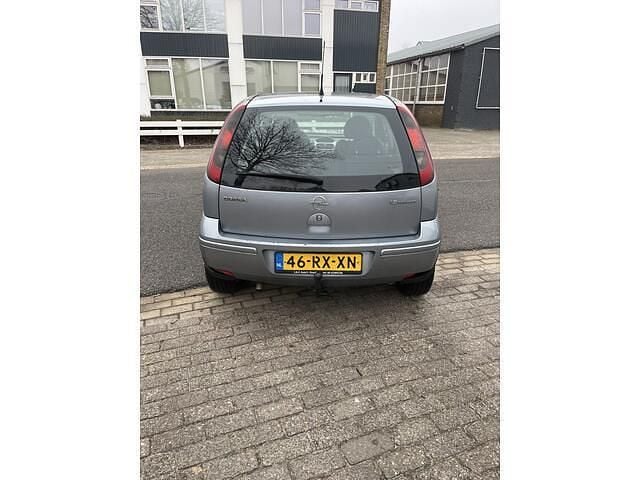 Occasion Opel Corsa 90 PK (66 kW) 2005 Grijs Hatchback