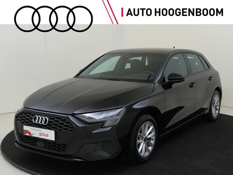 Zwart Gebruikt 2023 Audi A3 Sportback Proline Hatchback | € 26.950 (Super prijs) - Afbeelding 1/4