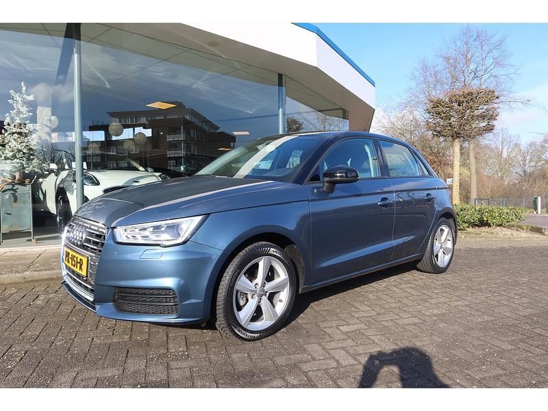 Blauw Occasion 2017 Audi A1 Sport Hatchback | € 16.450 (Eerlijke prijs) - Afbeelding 1/4