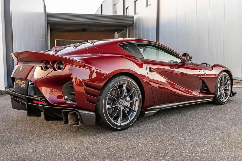 Occasion Ferrari 812 829 PK (609 kW) 2022 Rood (metallic) Coupé