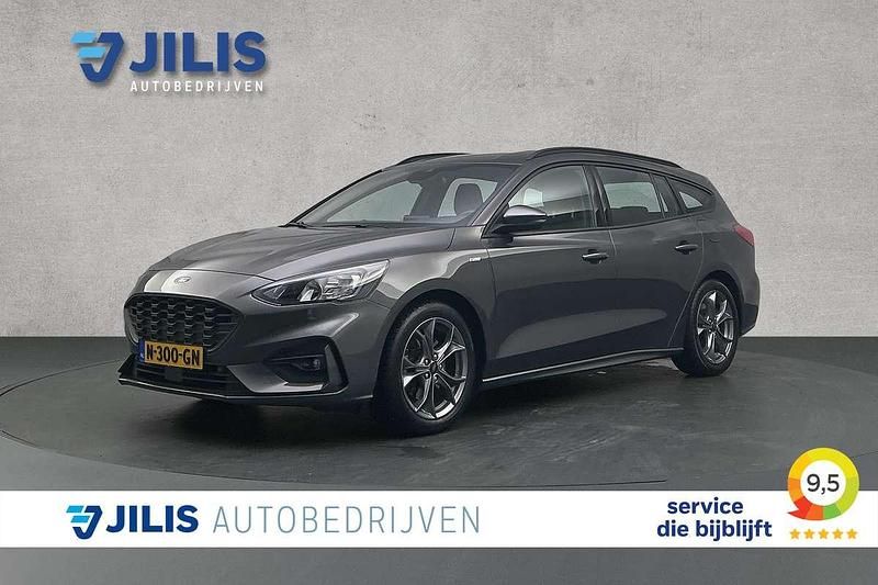 Grijs Occasion 2021 Ford Focus Business Edition Stationwagen | € 15.900 (Iets duurder) - Afbeelding 1/3