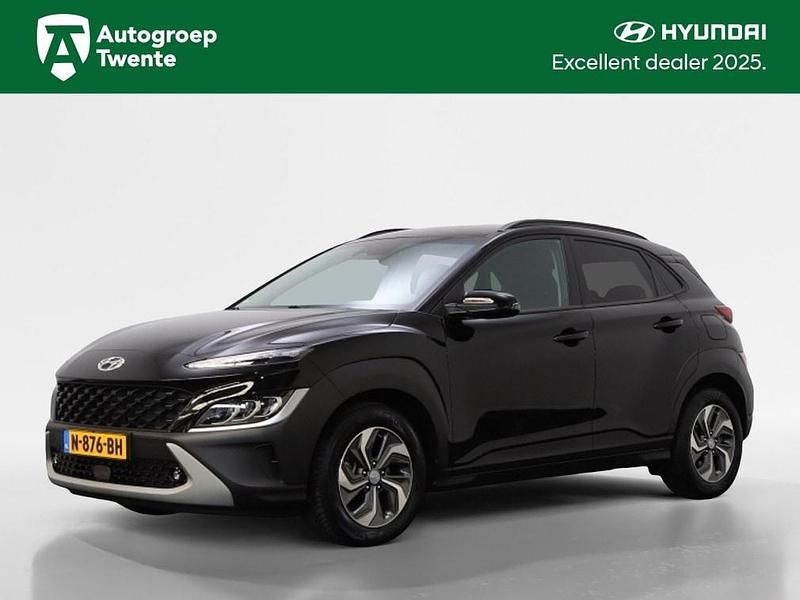 Zwart Gebruikt 2021 Hyundai Kona Comfort SUV | € 22.900 (Eerlijke prijs) - Afbeelding 1/4