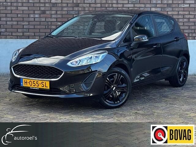 Zwart, metallic lak Gebruikt 2021 Ford Fiesta Hatchback | € 11.995 (Goede deal) - Afbeelding 1/4