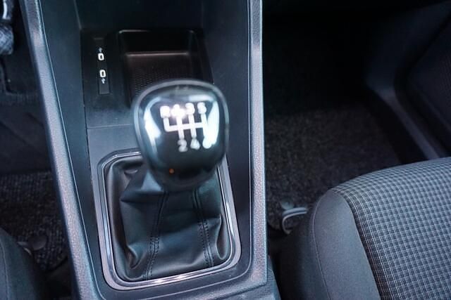 Occasion VW Caddy Business 75 PK (55 kW) 2024 Zwart (metallic) MPV