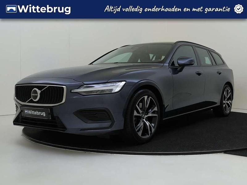 Blauw Gebruikt 2024 Volvo V60 Stationwagen | € 35.825 (Super prijs) - Afbeelding 1/3