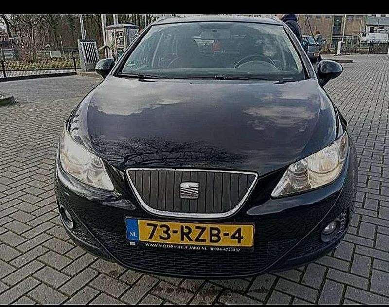 Gebruikt 2011 Seat Ibiza Ecomotive Sedan | € 1.000 (Super prijs) - Afbeelding 1/4