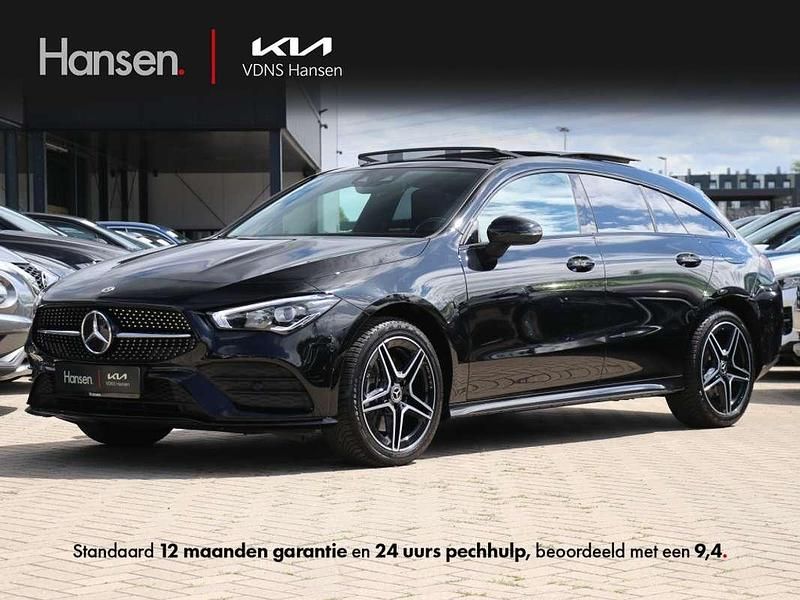 Zwart Gebruikt 2023 Mercedes CLA250e Shooting Brake AMG line Stationwagen | € 34.945 (Eerlijke prijs) - Afbeelding 1/4