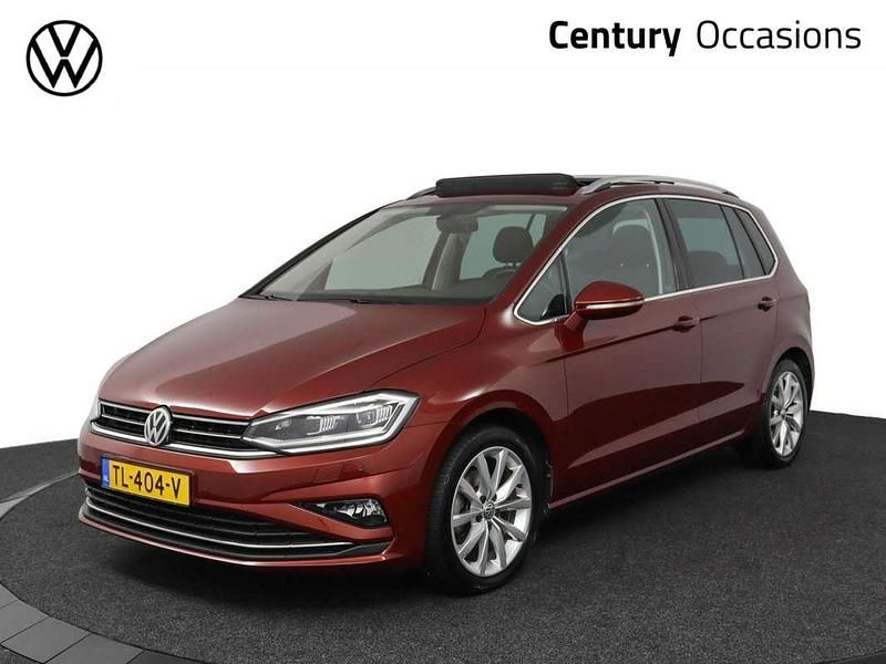 Rood Gebruikt 2018 VW Golf Sportsvan Highline MPV | € 17.875 (Goede deal) - Afbeelding 1/4