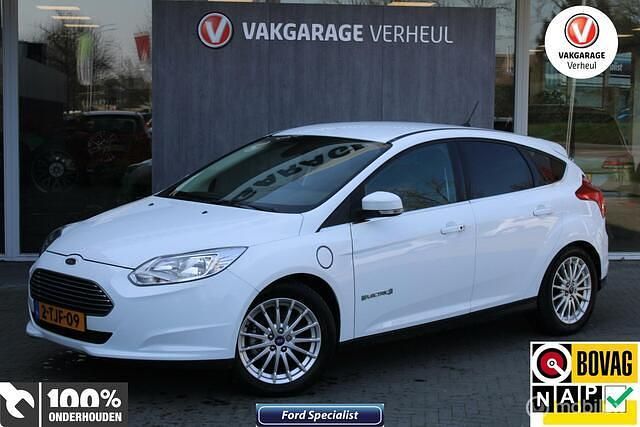 Wit Gebruikt 2014 Ford Focus Electric Titanium Hatchback | € 9.895 - Afbeelding 1/4