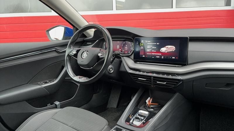 Occasion Skoda Octavia Business Line 2021 Blauw Stationwagen