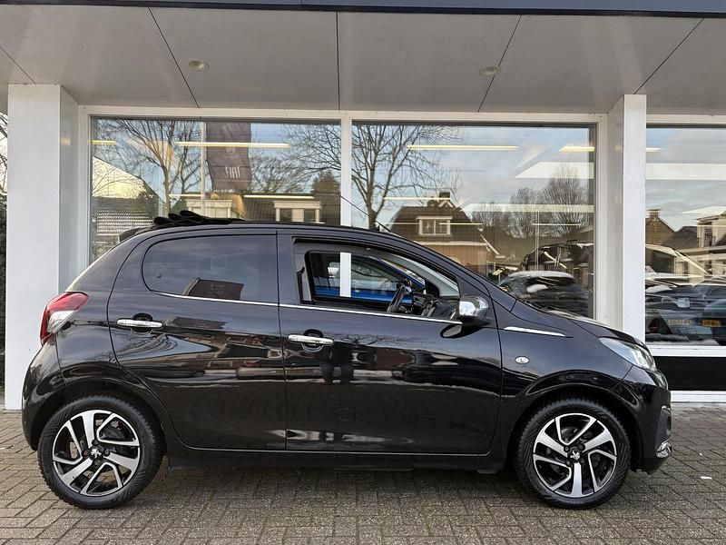 Occasion Peugeot 108 Allure 68 PK (50 kW) 2017 Zwart Hatchback