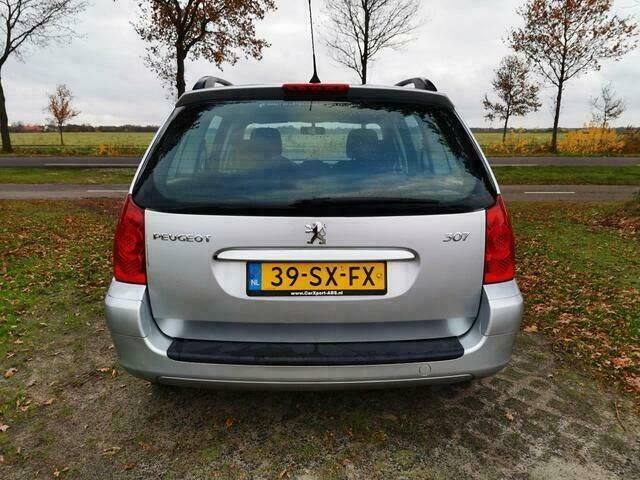 Occasion Peugeot 307 109 PK (80 kW) 2006 Grijs, metallic lak Stationwagen