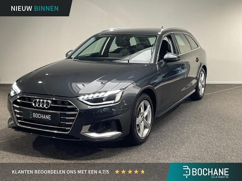 Grijs Gebruikt 2023 Audi A4 Advanced Stationwagen | € 34.545 (Eerlijke prijs) - Afbeelding 1/4