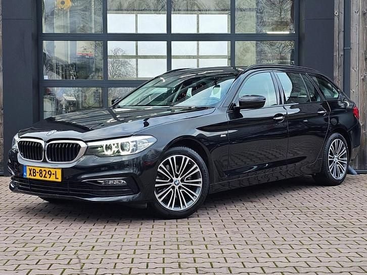 Occasion BMW 520 Executive 184 PK (135 kW) 2018 Zwart Stationwagen