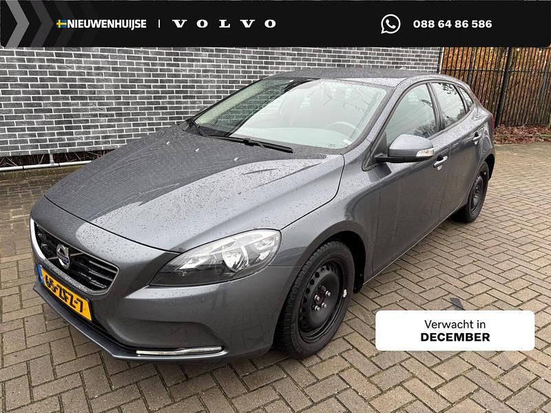 Grijs Gebruikt 2012 Volvo V40 Kinetic Hatchback | € 14.394 (Iets duurder) - Afbeelding 1/4