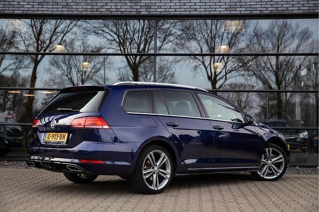 Occasion VW Golf VII Highline 150 PK (110 kW) 2019 Blauw Stationwagen