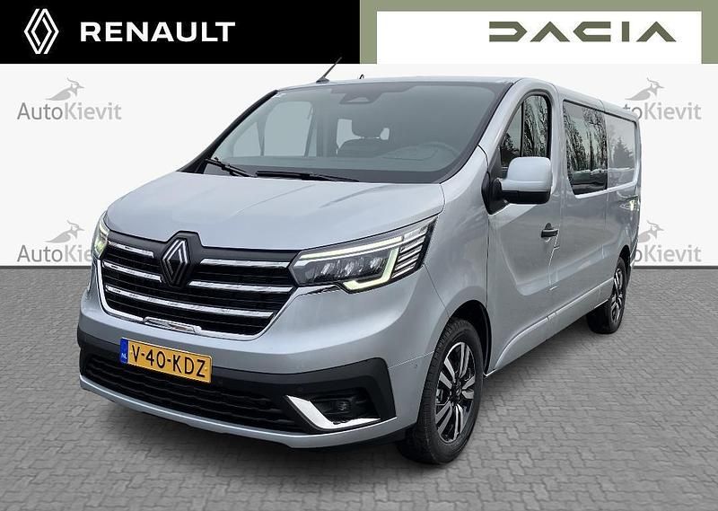 Grijs metallic Occasion 2024 Renault Trafic MPV | € 34.950 (Super prijs) - Afbeelding 1/4