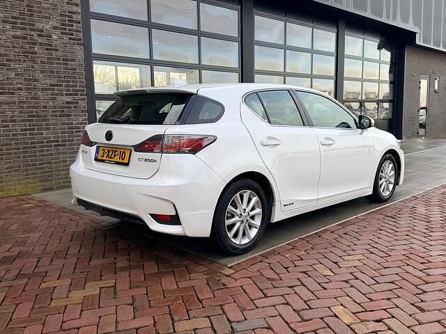 Occasion Lexus CT200h 99 PK (72 kW) 2014 Wit Hatchback