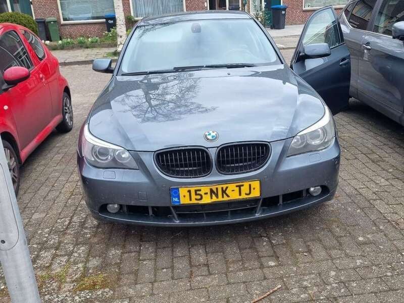 Gebruikt 2003 BMW 520 Sedan | € 2.999 (Eerlijke prijs) - Afbeelding 1/4