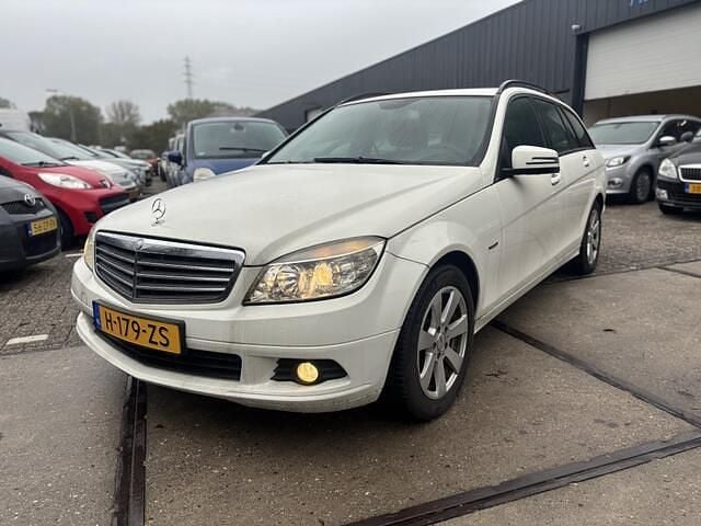 Wit Gebruikt 2009 Mercedes C180 Stationwagen | € 5.950 (Eerlijke prijs) - Afbeelding 1/4