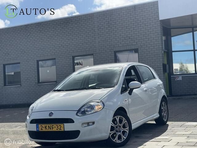 Wit Gebruikt 2013 Fiat Punto Evo Pop Hatchback | € 3.749 (Eerlijke prijs) - Afbeelding 1/4