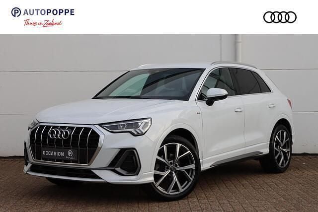 Suv Gebruikt 2023 Audi Q3 Design SUV | € 39.950 (Eerlijke prijs) - Afbeelding 1/4
