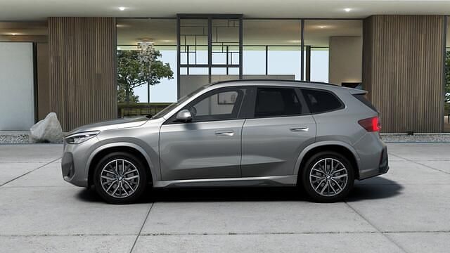 Nieuw BMW iX1 M Sport 150 kW (204 PK) 2025 Zilver SUV