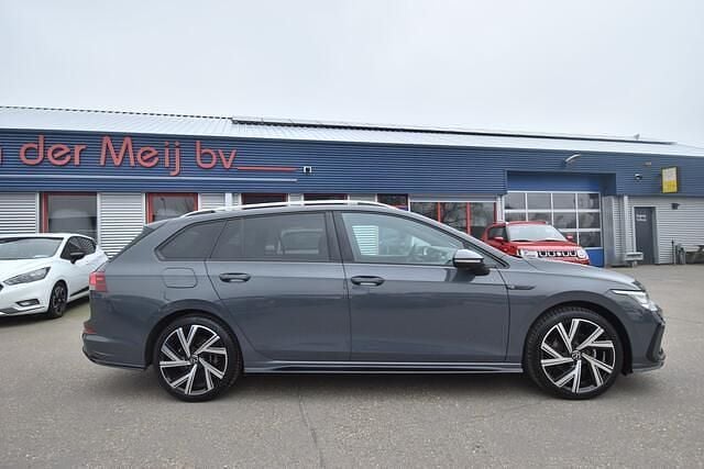 Occasion VW Golf VIII Business 150 PK (110 kW) 2022 Grijs Hatchback