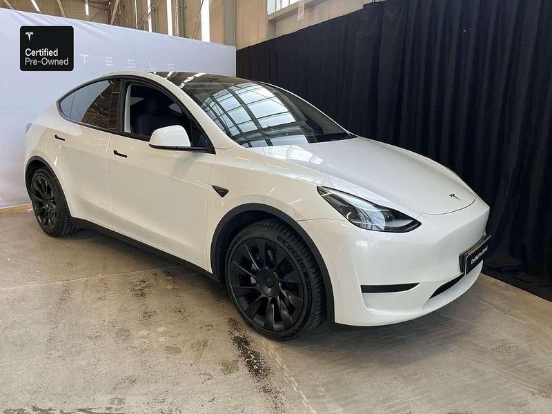Wit Gebruikt 2024 Tesla Model Y RWD SUV | € 41.300 (Duur) - Afbeelding 1/4