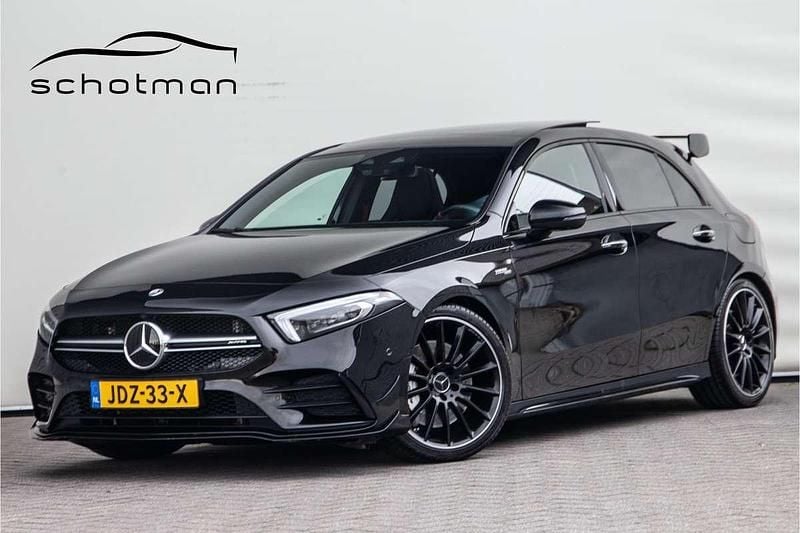 Zwart Gebruikt 2023 Mercedes A35 AMG Premium Plus Hatchback | € 47.500 (Goede deal) - Afbeelding 1/4