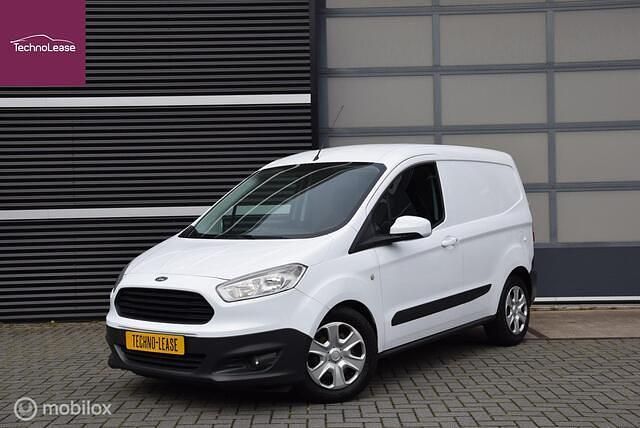 Wit Gebruikt 2017 Ford Transit Trend Van | € 7.450 (Goede deal) - Afbeelding 1/4