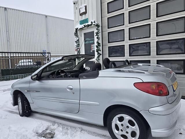 Occasion Peugeot 206 CC 109 PK (80 kW) 2004 Grijs Cabriolet