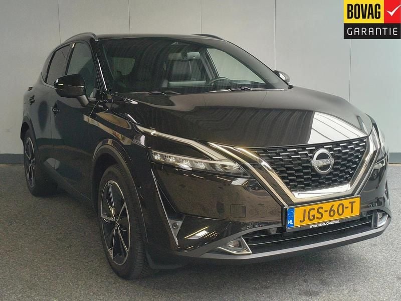 Zwart Gebruikt 2024 Nissan Qashqai Tekna SUV | € 36.950 (Eerlijke prijs) - Afbeelding 1/4