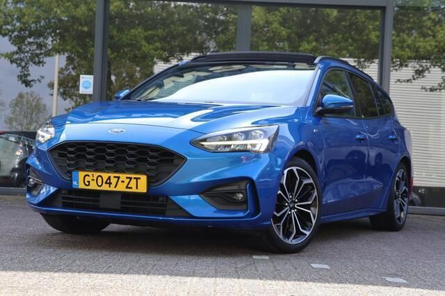 Blauw Gebruikt 2020 Ford Focus Business Edition Stationwagen | € 21.445 (Iets duurder) - Afbeelding 1/4