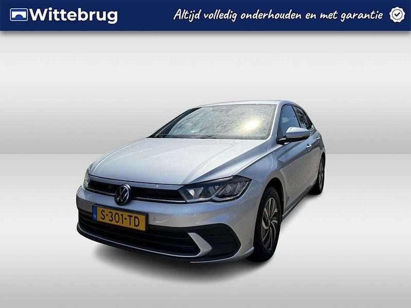 Grijs Gebruikt 2023 VW Polo Life Hatchback | € 21.450 (Eerlijke prijs) - Afbeelding 1/1