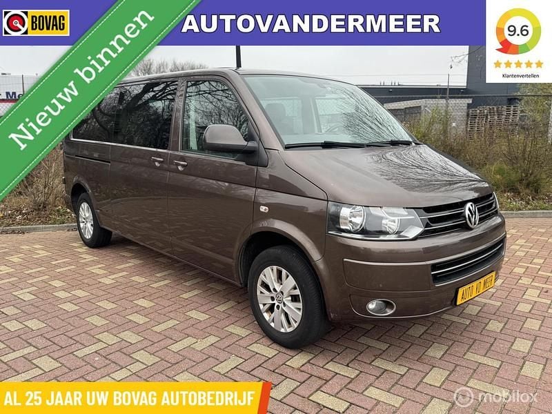 Bruin (metallic) Gebruikt 2015 VW T6 Highline Van | € 15.940 (Super prijs) - Afbeelding 1/3