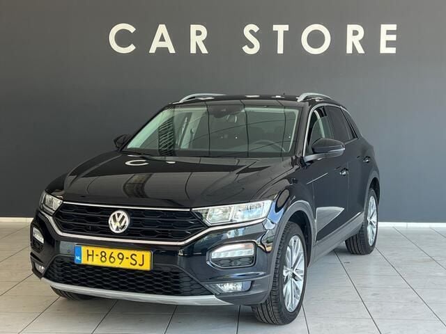 Zwart Gebruikt 2020 VW T-Roc Business SUV | € 23.744 (Goede deal) - Afbeelding 1/4