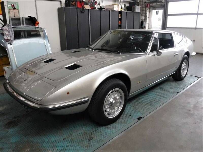 Zilver Gebruikt 1973 Maserati Indy Coupé | € 82.500 - Afbeelding 1/4