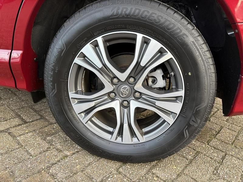 Occasion Toyota RAV4 Hybrid Business Edition 197 PK (144 kW) 2018 Rood SUV