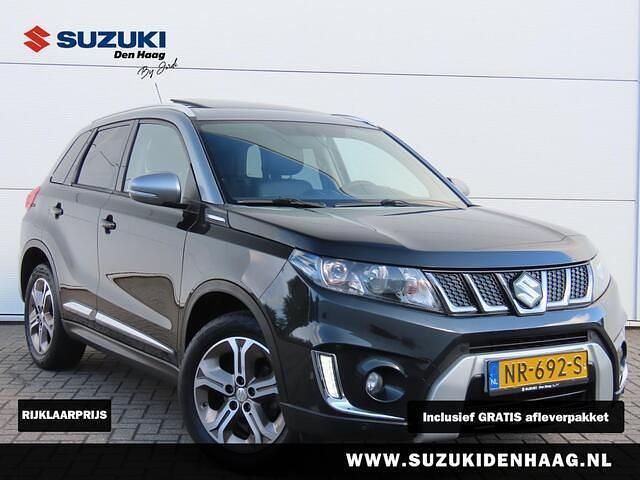 Zwart Gebruikt 2017 Suzuki Vitara Style SUV | € 17.950 (Iets duurder) - Afbeelding 1/3