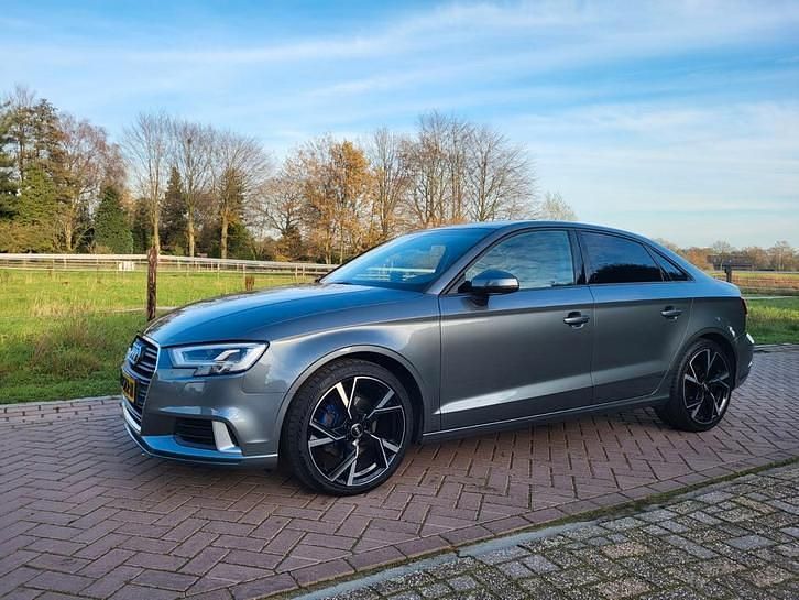 Gebruikt 2018 Audi A3 | € 15.750 - Afbeelding 1/4