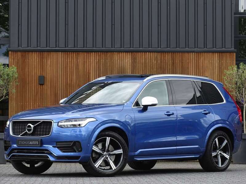 Blauw, metallic lak Gebruikt 2016 Volvo XC90 R-Design SUV | € 39.995 (Iets duurder) - Afbeelding 1/4