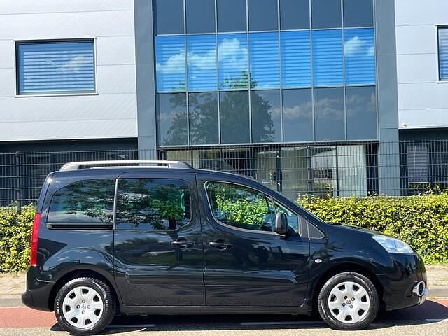 Occasion Peugeot Partner Tepee Style 120 PK (88 kW) 2011 Zwart MPV