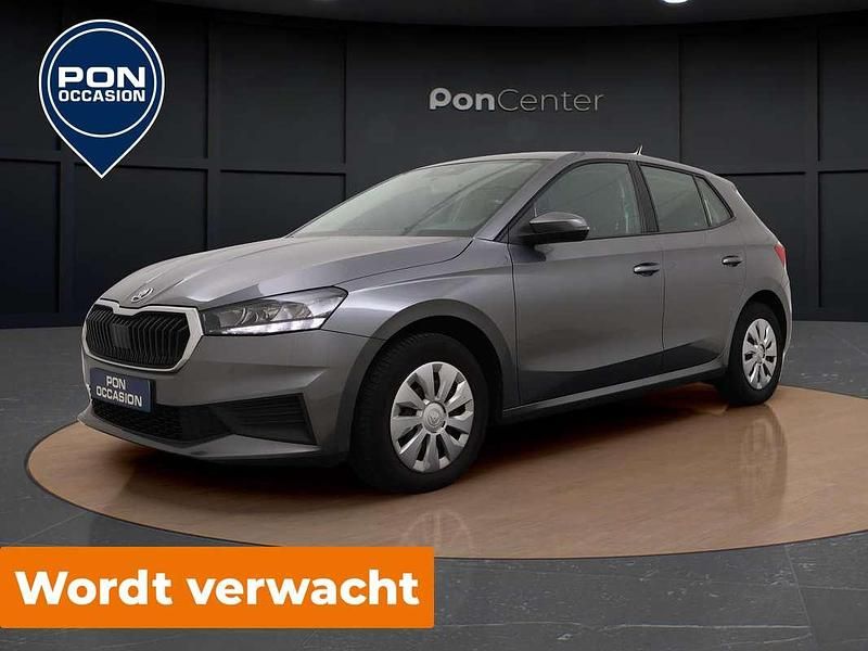 Grijs Occasion 2022 Skoda Fabia Ambition Hatchback | € 13.950 (Eerlijke prijs) - Afbeelding 1/3