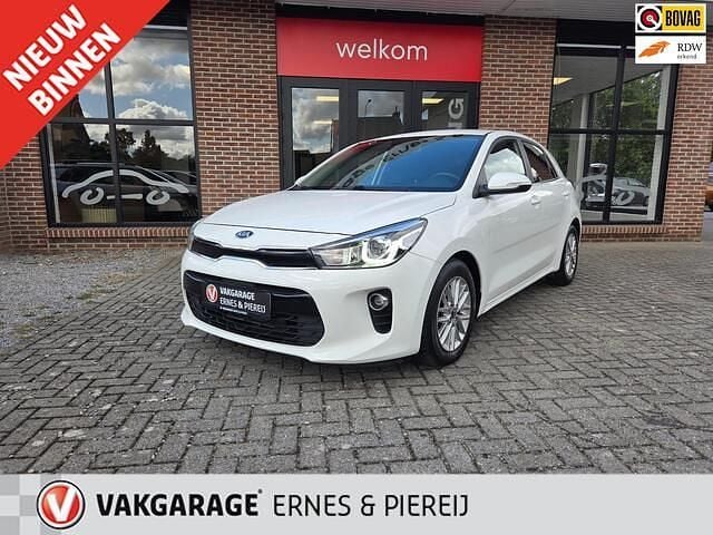 Wit Gebruikt 2019 Kia Rio 2 Hatchback | € 13.995 (Eerlijke prijs) - Afbeelding 1/4